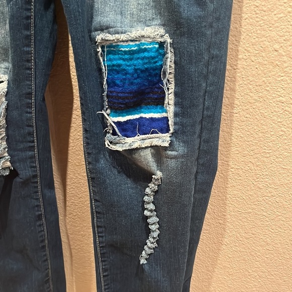 Lucky & Blessed Size 10 Boutique Jeans Blue Serape Fabric details, distressed - Picture 3 of 14